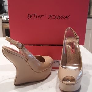 Betsey Johnson Makenna Blush Platform Wedge